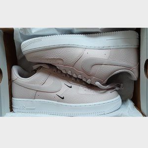 AIR FORCE 1 '07 ESSENTIAL platinum violet